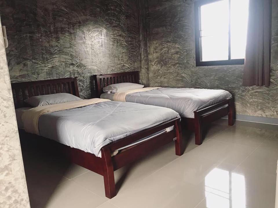 Yoji House And Cafe Hostel Ban Wiang Luaran gambar