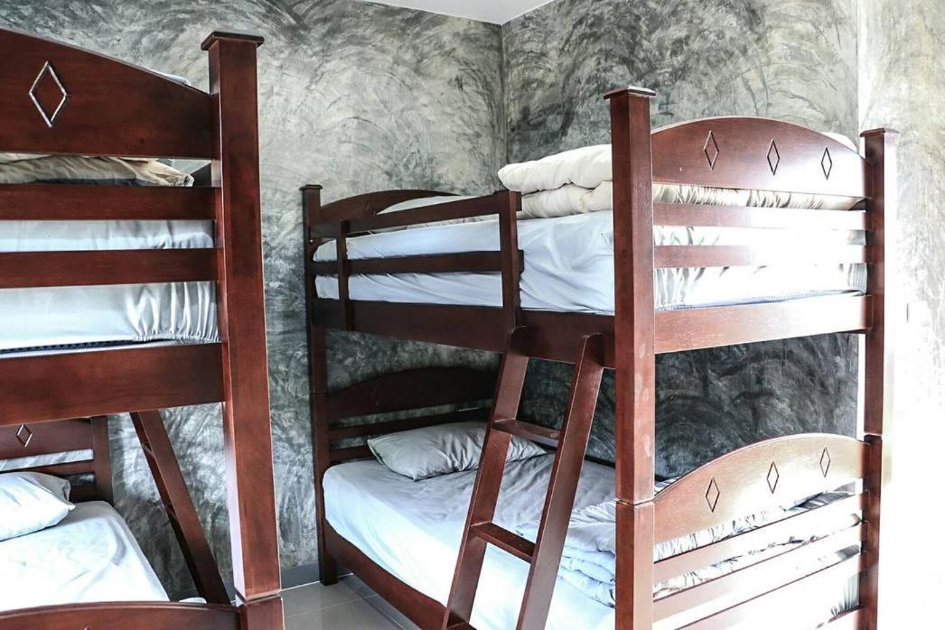Yoji House And Cafe Hostel Ban Wiang Luaran gambar