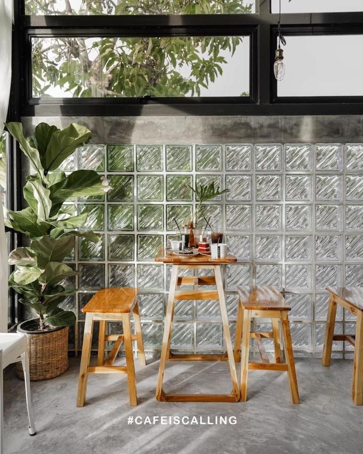 Yoji House And Cafe Hostel Ban Wiang Luaran gambar