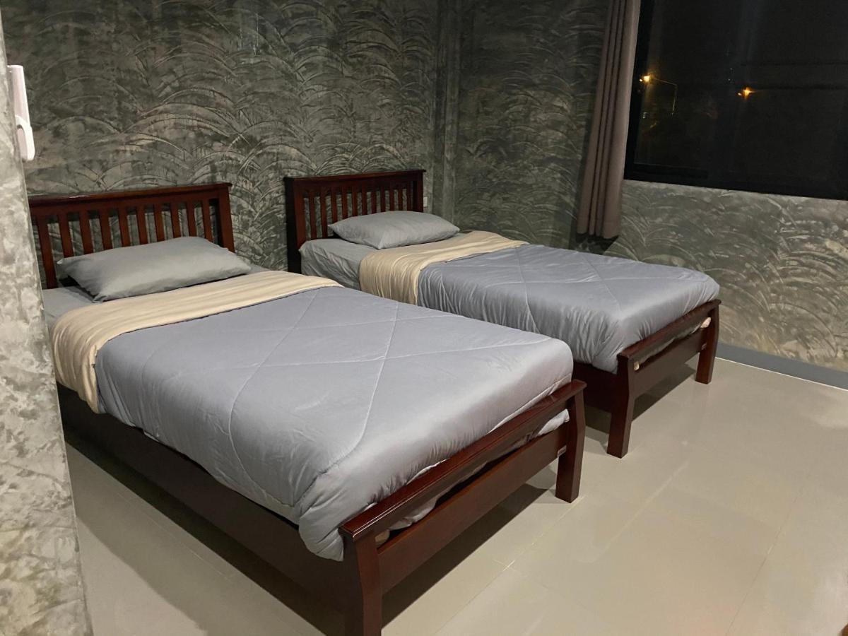 Yoji House And Cafe Hostel Ban Wiang Luaran gambar
