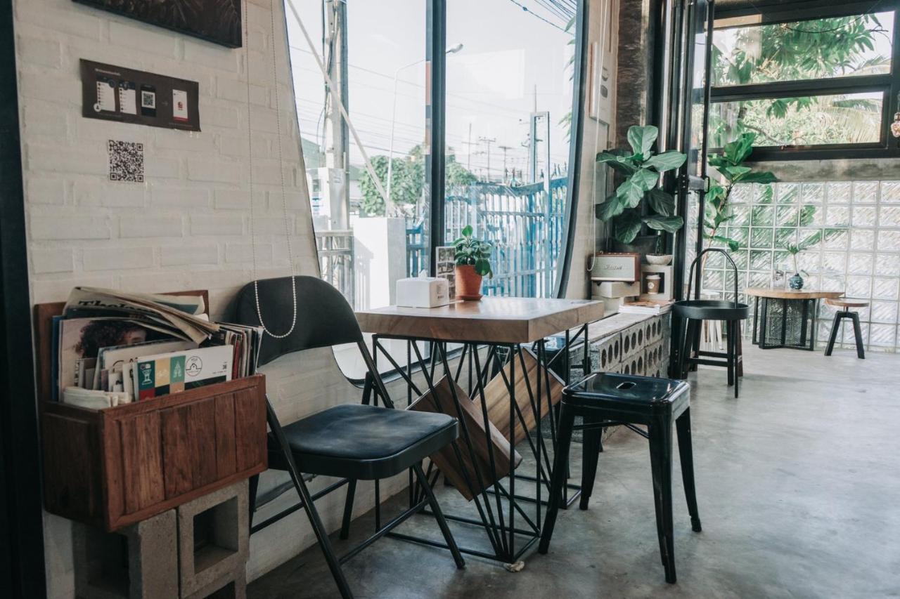 Yoji House And Cafe Hostel Ban Wiang Luaran gambar